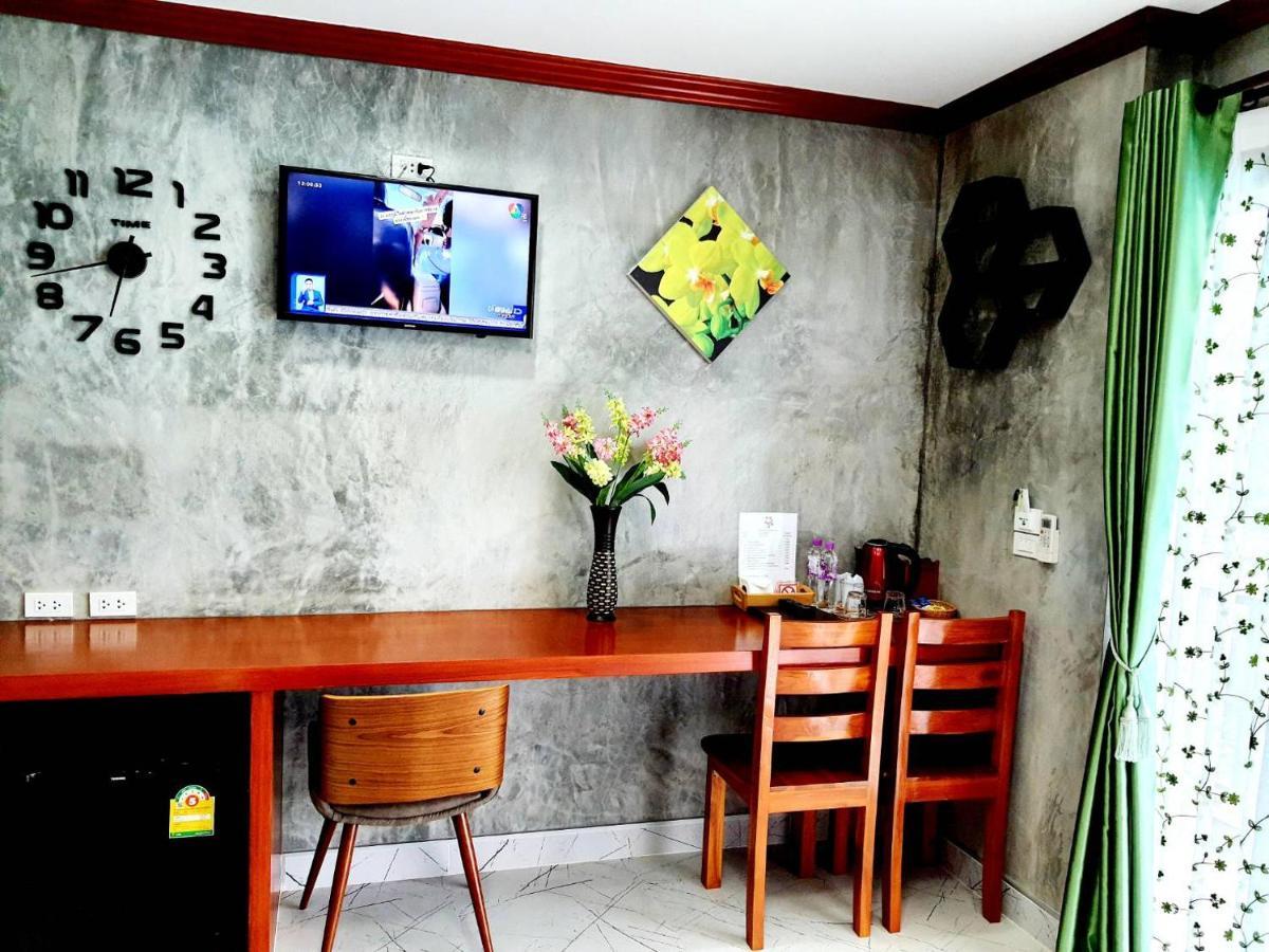 Areeya Phubeach Resort Coliving Coworking Ao Nang Exterior photo