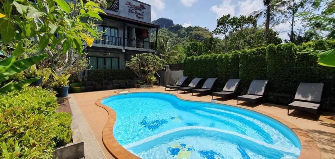 Areeya Phubeach Resort Coliving Coworking Ao Nang Exterior photo